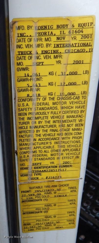 image for item JL9851 2002 International 4900  dump truck