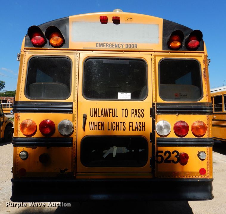 image for item JO9035 2006 Thomas FS65  school bus