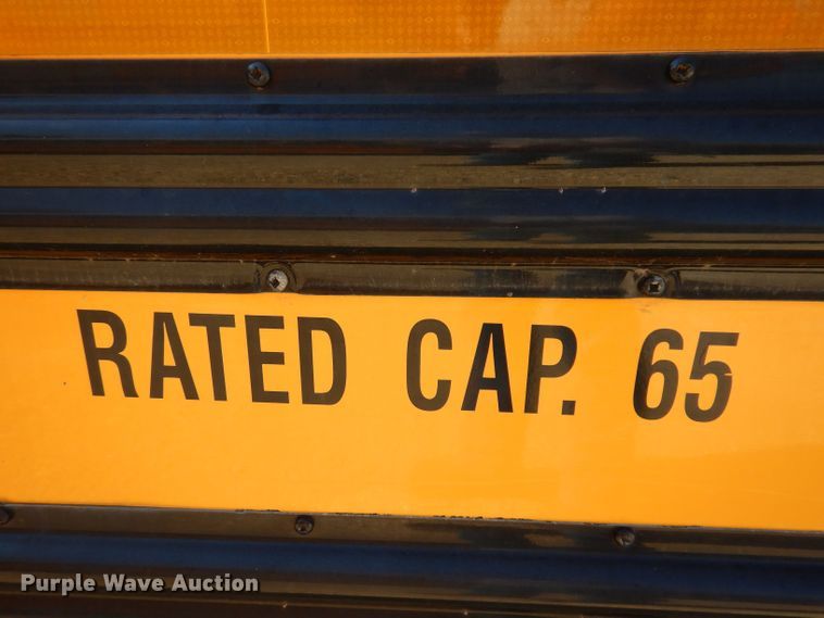 image for item JO9035 2006 Thomas FS65  school bus