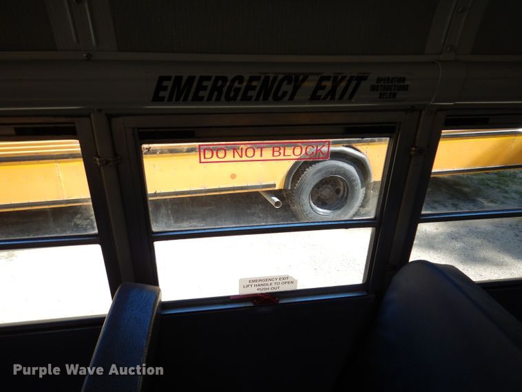 image for item JO9035 2006 Thomas FS65  school bus