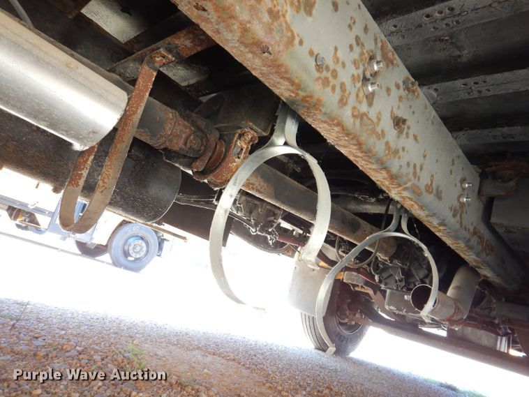 image for item JO9035 2006 Thomas FS65  school bus