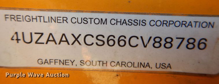 image for item JO9035 2006 Thomas FS65  school bus