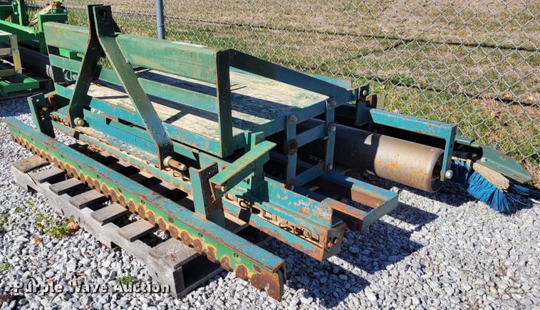 image for item JY9981 Bannerman TruPlay  field groomer