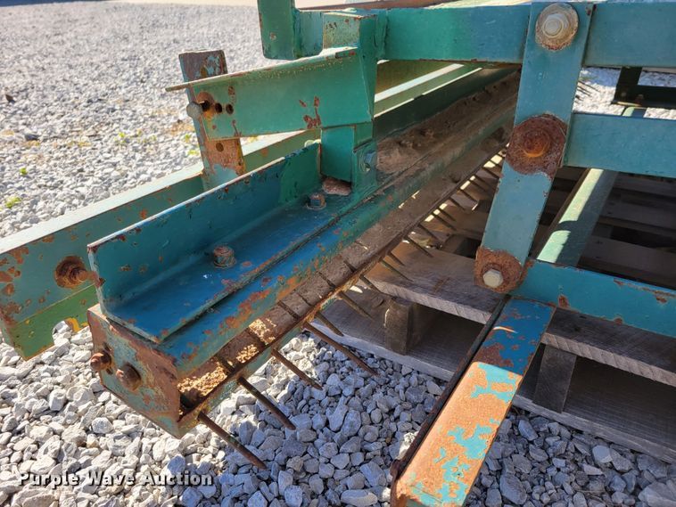 image for item JY9981 Bannerman TruPlay  field groomer