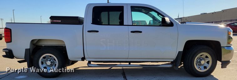 image for item JY9982 2016 Chevrolet Silverado 1500  Crew Cab pickup truck