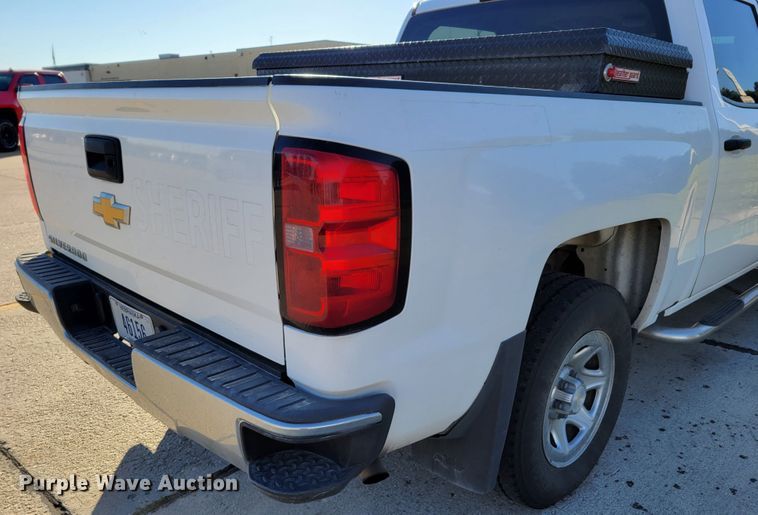 image for item JY9982 2016 Chevrolet Silverado 1500  Crew Cab pickup truck