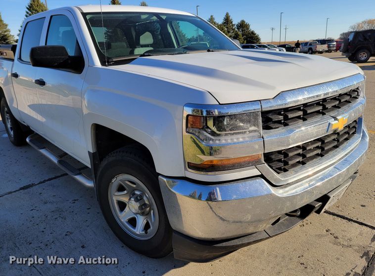 image for item JY9982 2016 Chevrolet Silverado 1500  Crew Cab pickup truck