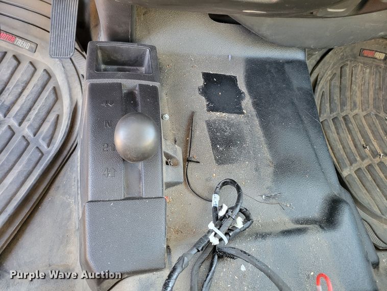 image for item JY9982 2016 Chevrolet Silverado 1500  Crew Cab pickup truck