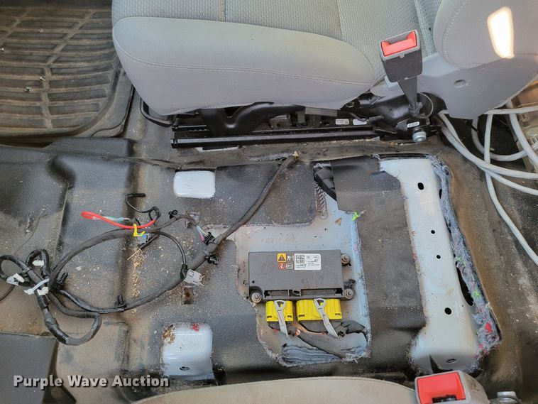 image for item JY9982 2016 Chevrolet Silverado 1500  Crew Cab pickup truck