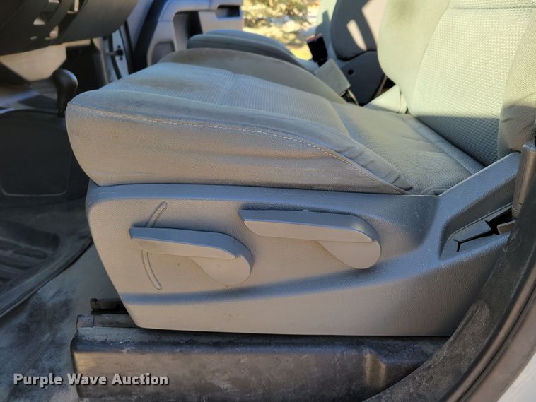 image for item JY9982 2016 Chevrolet Silverado 1500  Crew Cab pickup truck