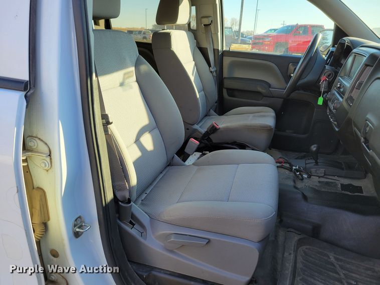 image for item JY9982 2016 Chevrolet Silverado 1500  Crew Cab pickup truck