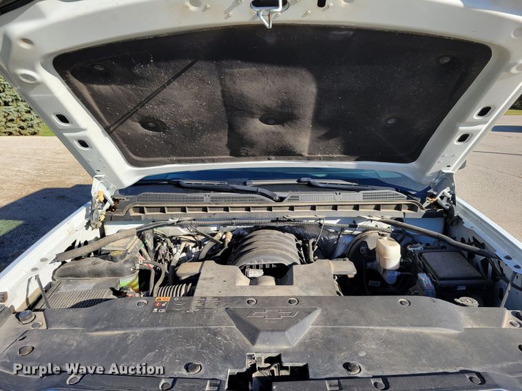 image for item JY9982 2016 Chevrolet Silverado 1500  Crew Cab pickup truck