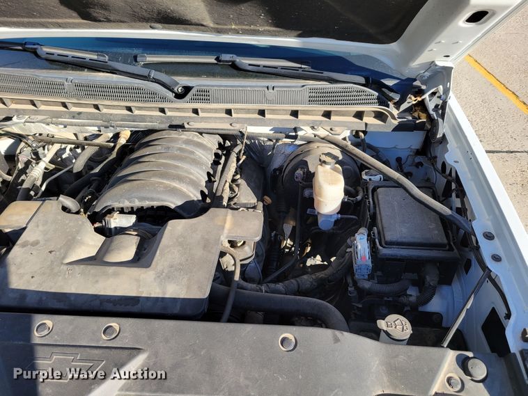 image for item JY9982 2016 Chevrolet Silverado 1500  Crew Cab pickup truck