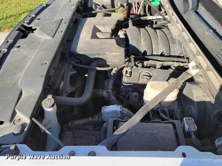 image for item JY9982 2016 Chevrolet Silverado 1500  Crew Cab pickup truck