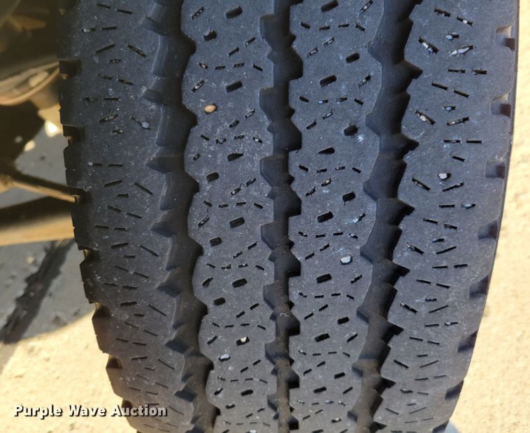 image for item JY9982 2016 Chevrolet Silverado 1500  Crew Cab pickup truck