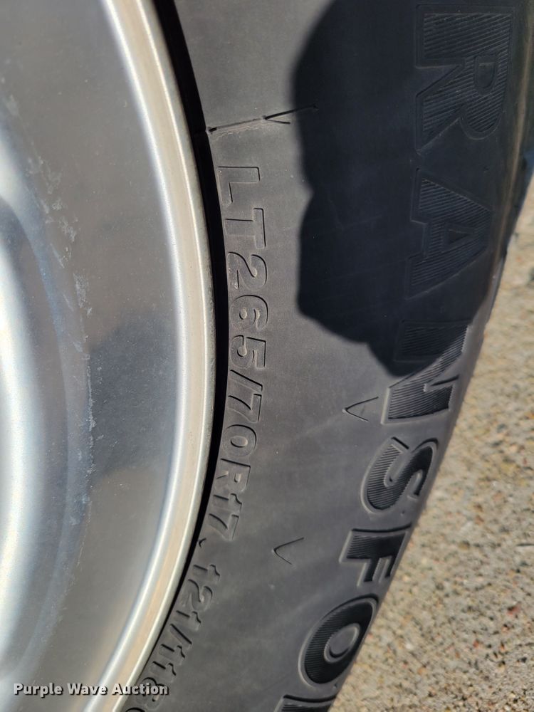 image for item JY9982 2016 Chevrolet Silverado 1500  Crew Cab pickup truck