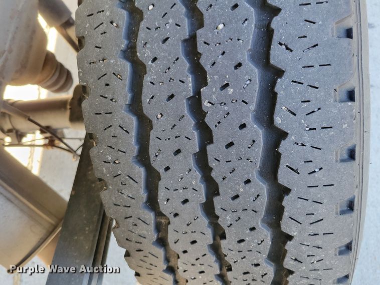 image for item JY9982 2016 Chevrolet Silverado 1500  Crew Cab pickup truck