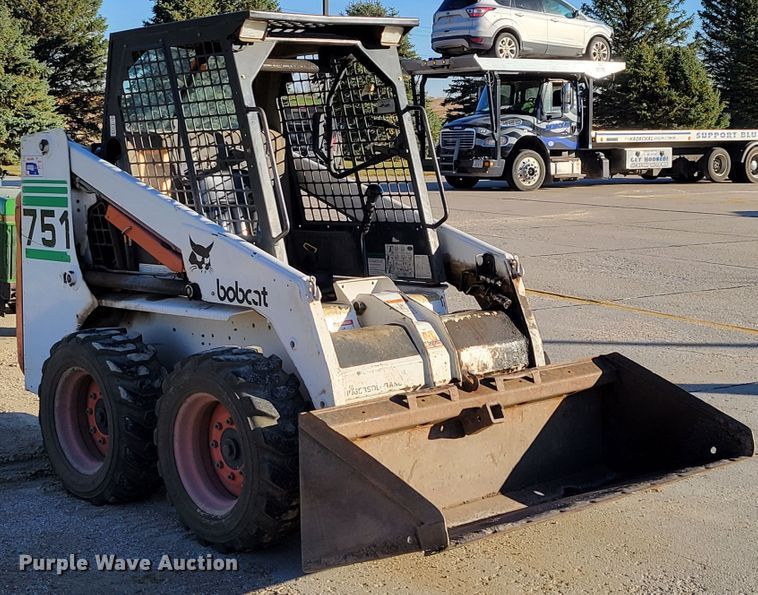 image for item JY9983 1998 Bobcat 751  skid steer loader