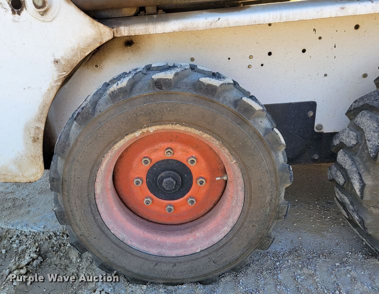 image for item JY9983 1998 Bobcat 751  skid steer loader