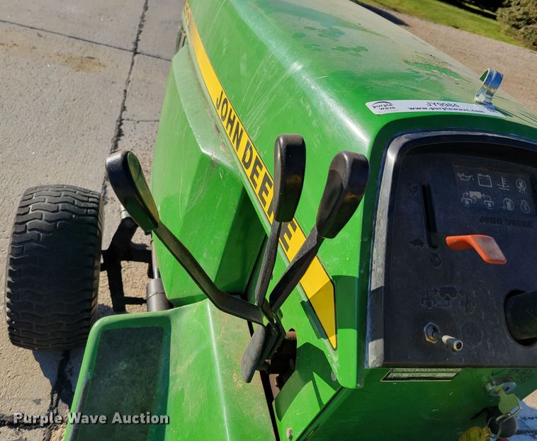 image for item JY9984 1989 John Deere 430  tractor