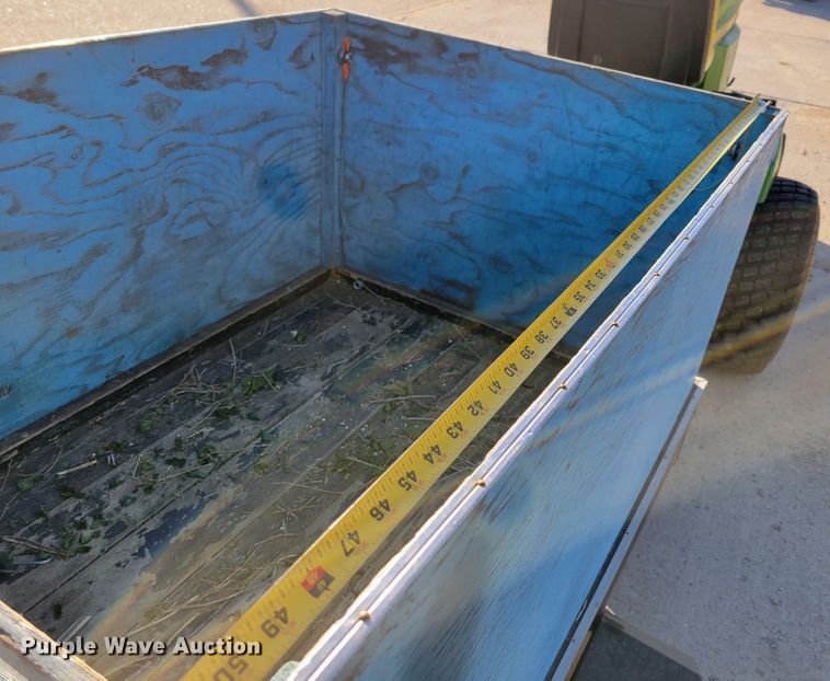 image for item JY9984 1989 John Deere 430  tractor