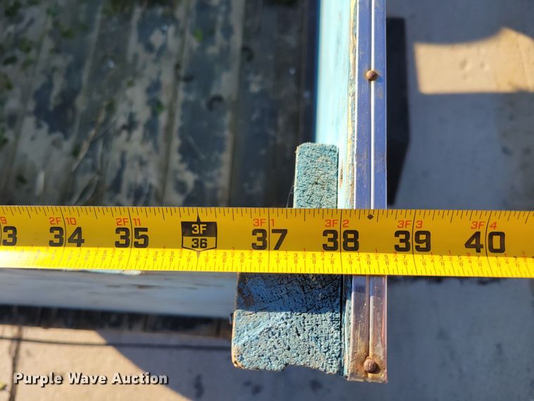 image for item JY9984 1989 John Deere 430  tractor