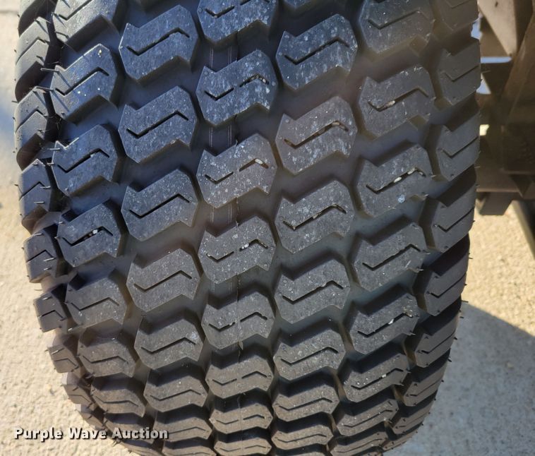 image for item JY9984 1989 John Deere 430  tractor