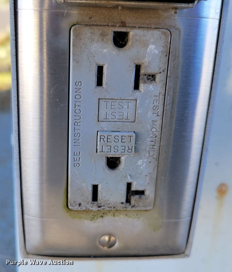 image for item JZ9005 (2) AAON Inc AC units