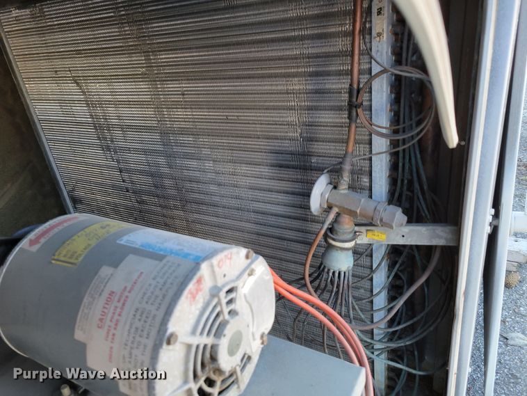 image for item JZ9005 (2) AAON Inc AC units