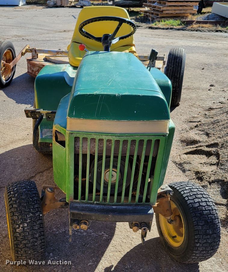 image for item JZ9011 John Deere 318  lawn mower