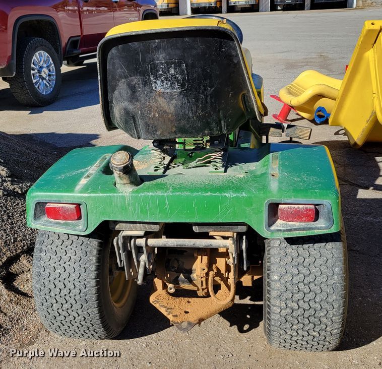 image for item JZ9011 John Deere 318  lawn mower