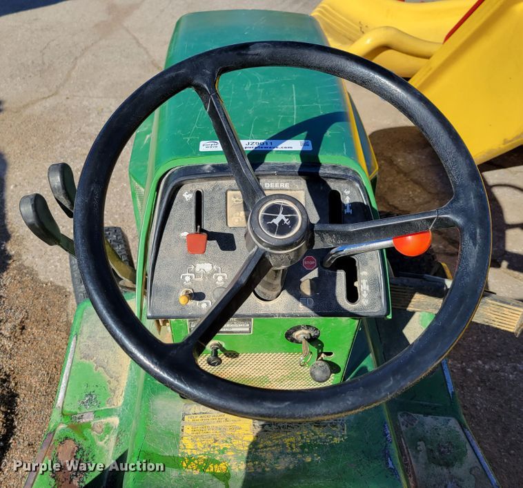 image for item JZ9011 John Deere 318  lawn mower