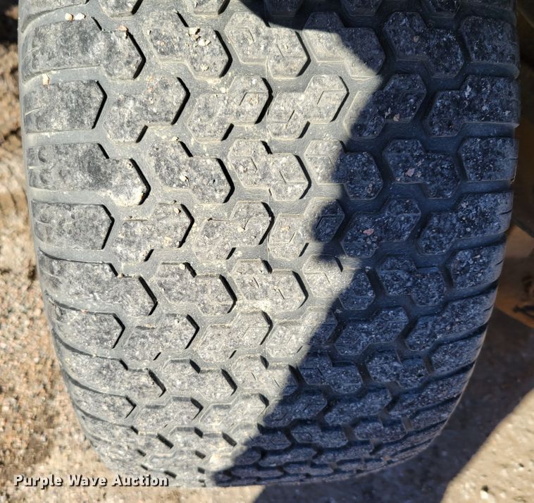 image for item JZ9011 John Deere 318  lawn mower