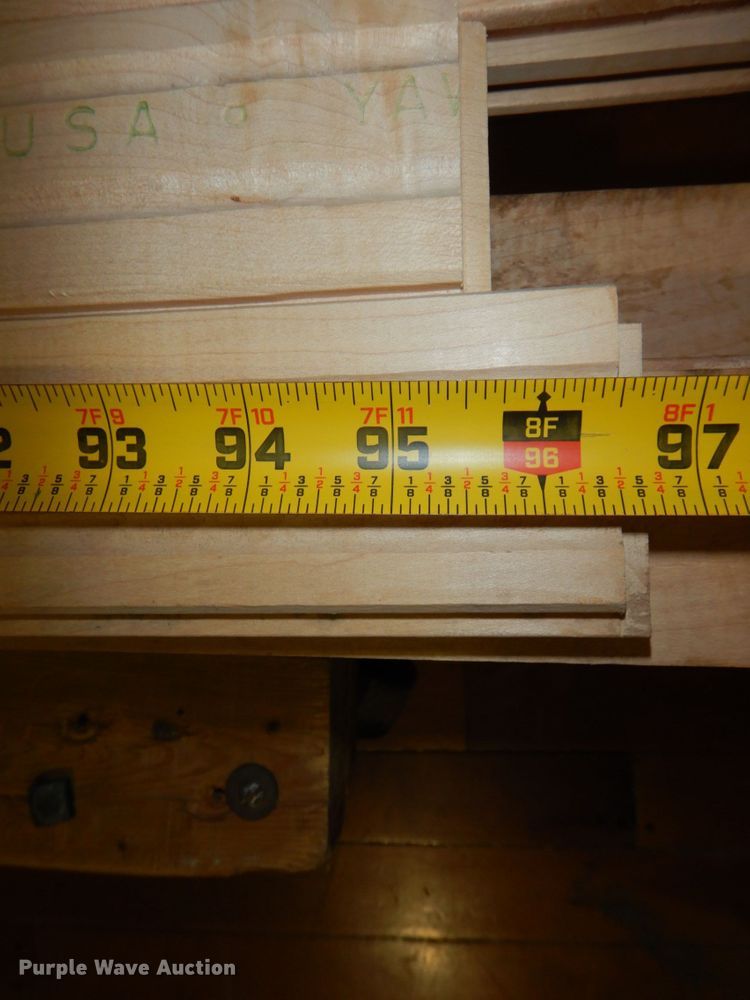 image for item JZ9016 (4) 8'L bundles of hardwood flooring