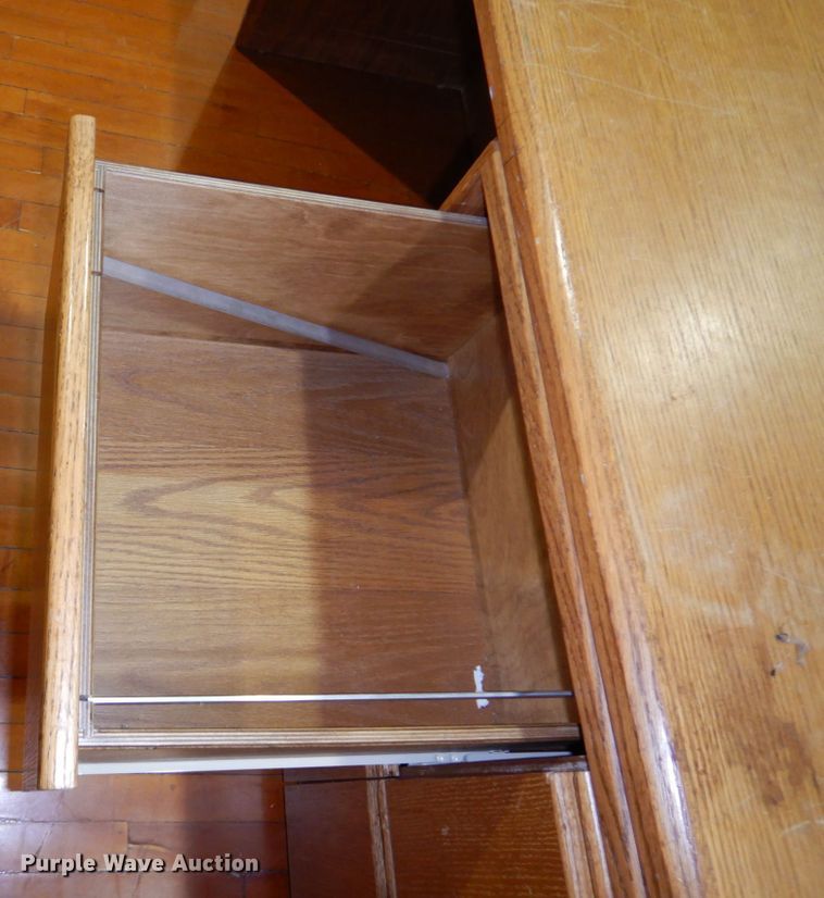 image for item JZ9019 Office supplies and equipment