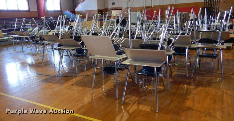 image for item JZ9020 Approximately 56 desks