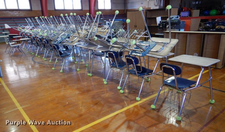 image for item JZ9020 Approximately 56 desks