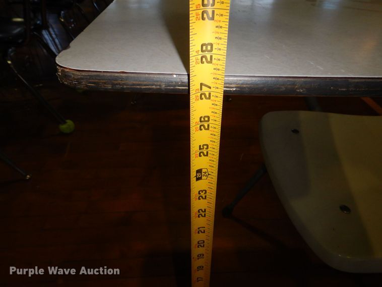 image for item JZ9020 Approximately 56 desks