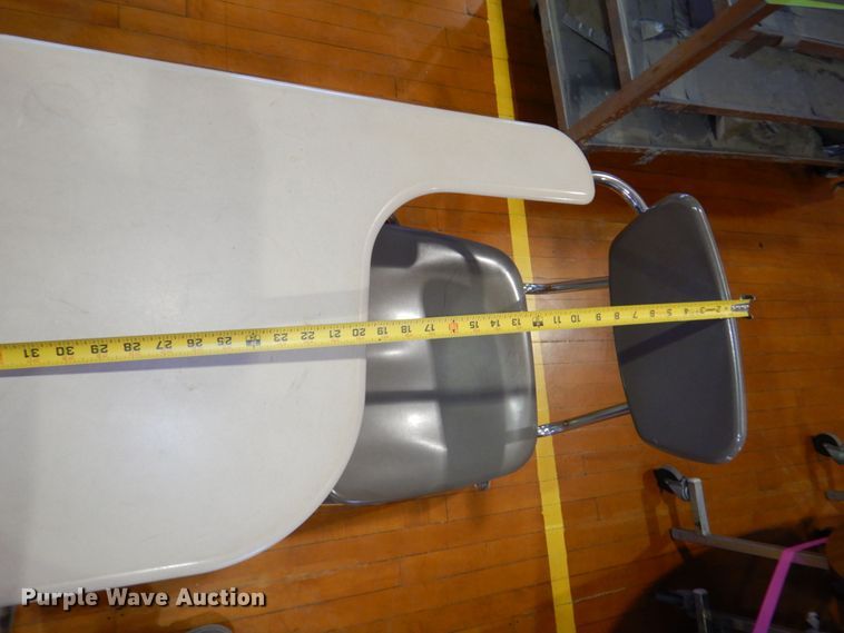 image for item JZ9020 Approximately 56 desks