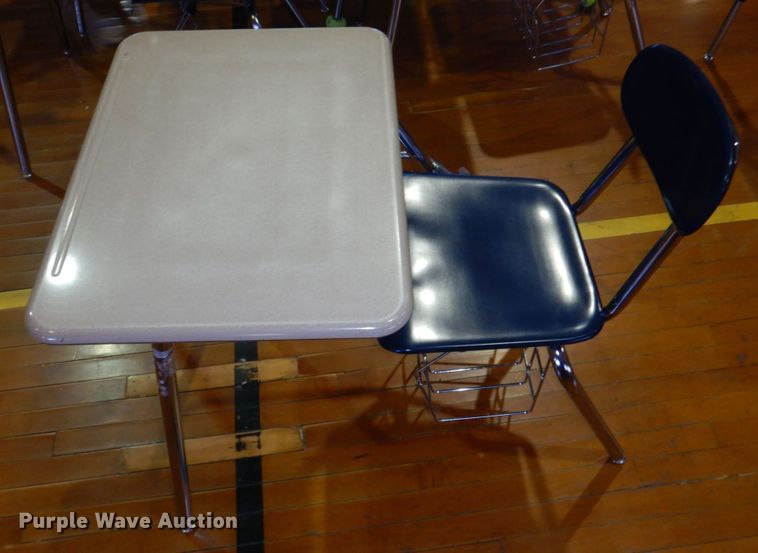 image for item JZ9020 Approximately 56 desks