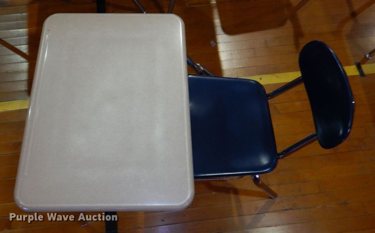 image for item JZ9020 Approximately 56 desks