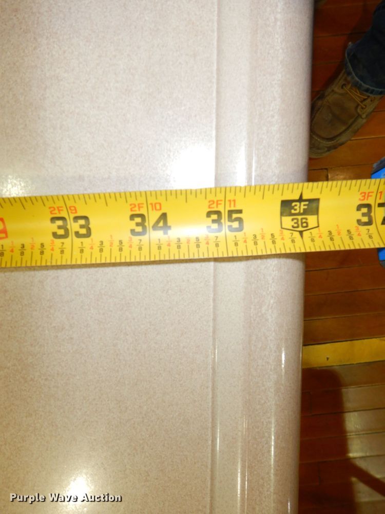 image for item JZ9020 Approximately 56 desks