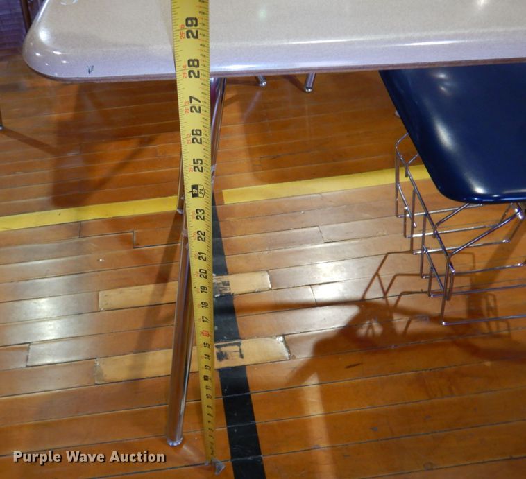 image for item JZ9020 Approximately 56 desks