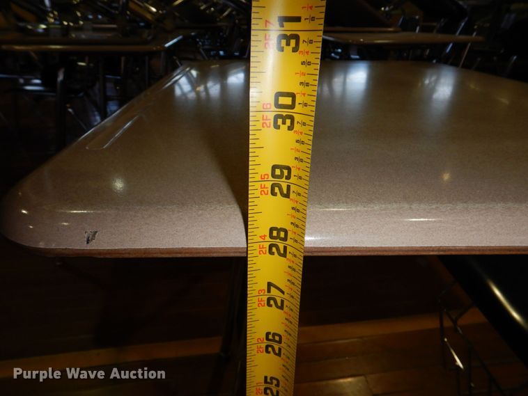 image for item JZ9020 Approximately 56 desks