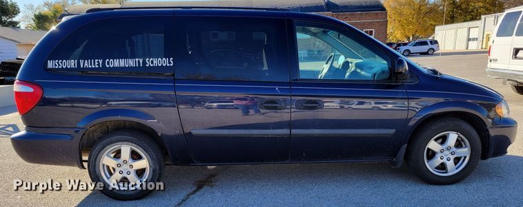 image for item JZ9027 2005 Dodge Grand Caravan  van