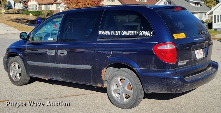 image for item JZ9027 2005 Dodge Grand Caravan  van