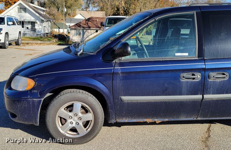 image for item JZ9027 2005 Dodge Grand Caravan  van