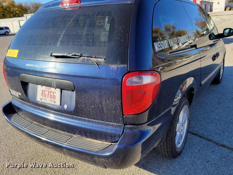 image for item JZ9027 2005 Dodge Grand Caravan  van