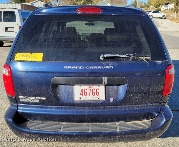image for item JZ9027 2005 Dodge Grand Caravan  van