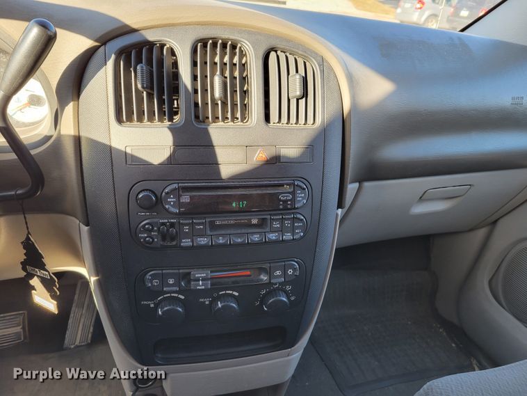 image for item JZ9027 2005 Dodge Grand Caravan  van